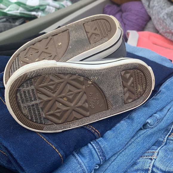 Infant/Toddler size 5 Converse! - Picture 3 of 4